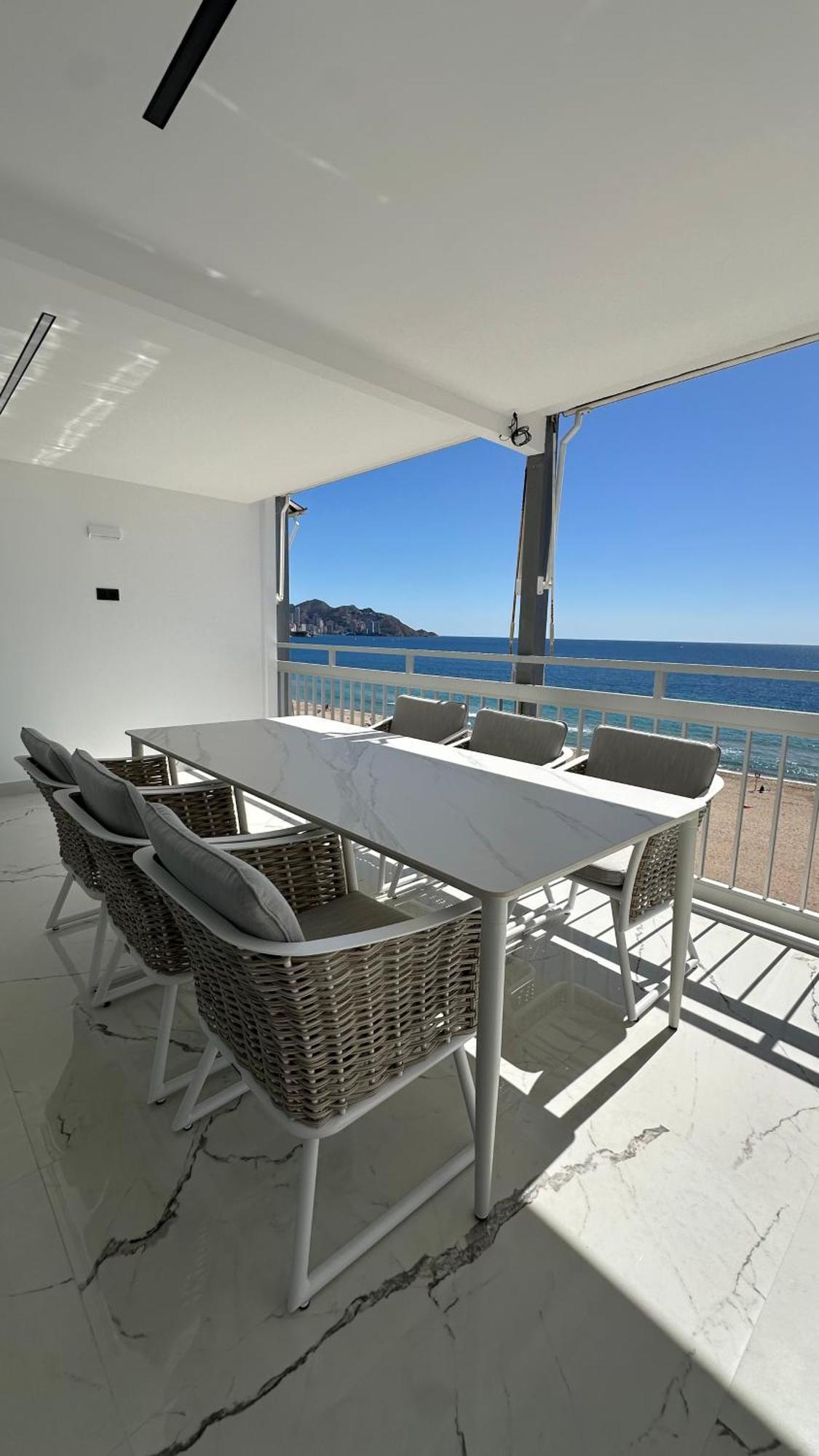 Esmeralda, Benidorm Beachfront Poniente, 1St Line Frontal Seaview, Ocean Terrace 외부 사진
